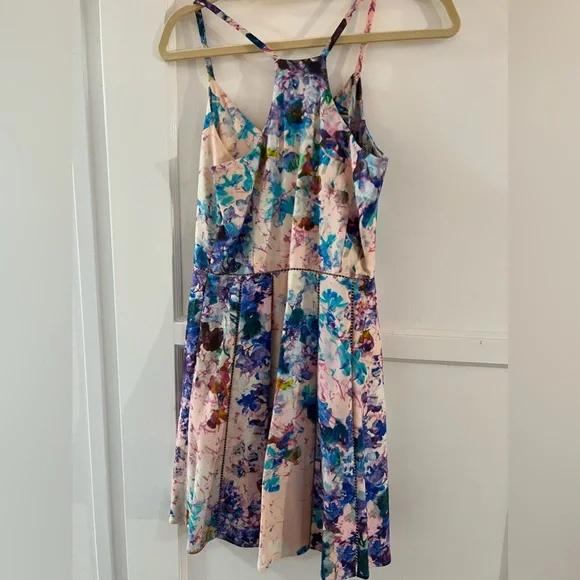 Parker Flower dress - Picture 3 of 3